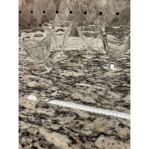 Anchor Hocking Clear Glass Pair of Fountainware Low Sherbet Glasses Set of 4 VTG - Picture 3 of 9